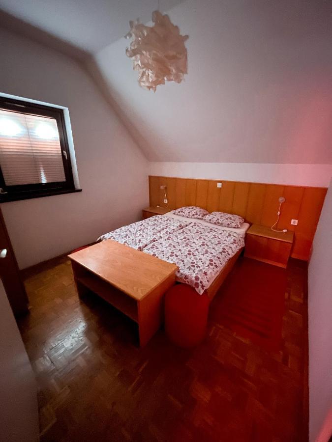 Mad House Apartment 2, Terme Catez Brežice Dış mekan fotoğraf